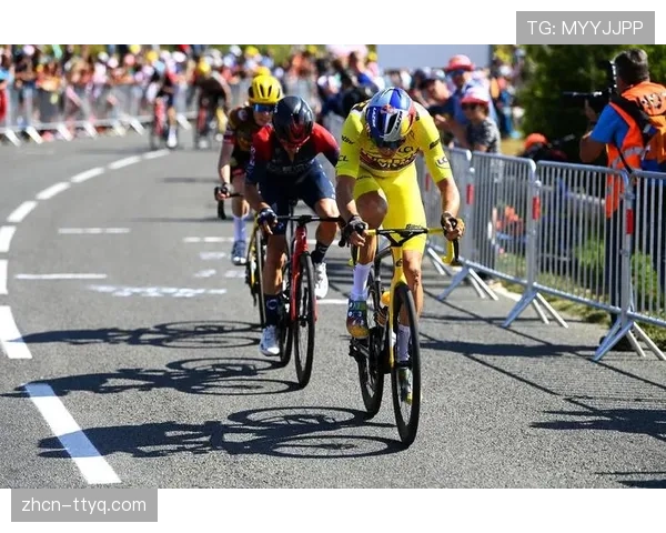 珍宝车队与范阿尔特达成两年续约协议,年薪据称创车队纪录 珍宝车队与范阿尔特达成两年续约协议,年薪据称创车队纪录